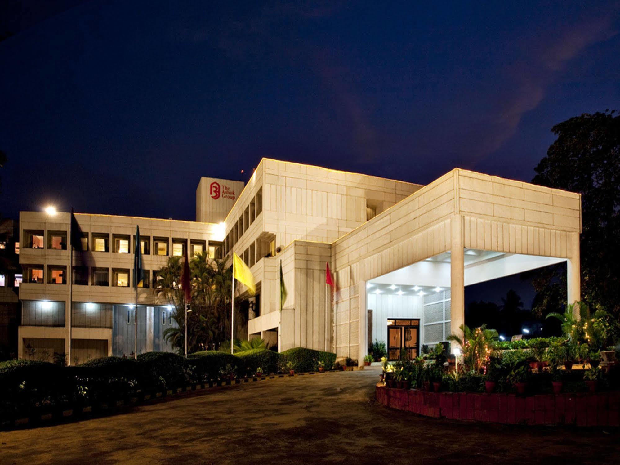 Hotel Kalinga Ashok Bhubaneswar Exterior foto