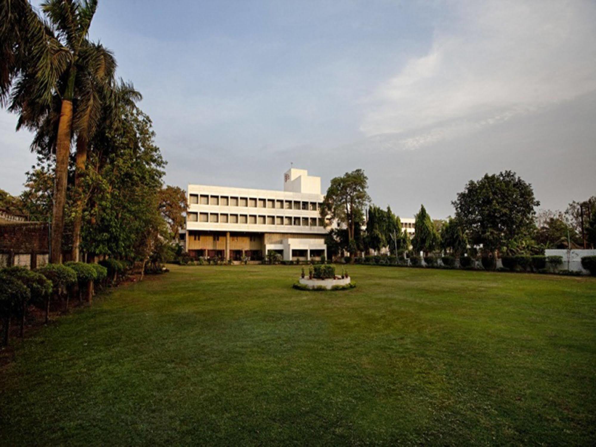 Hotel Kalinga Ashok Bhubaneswar Exterior foto