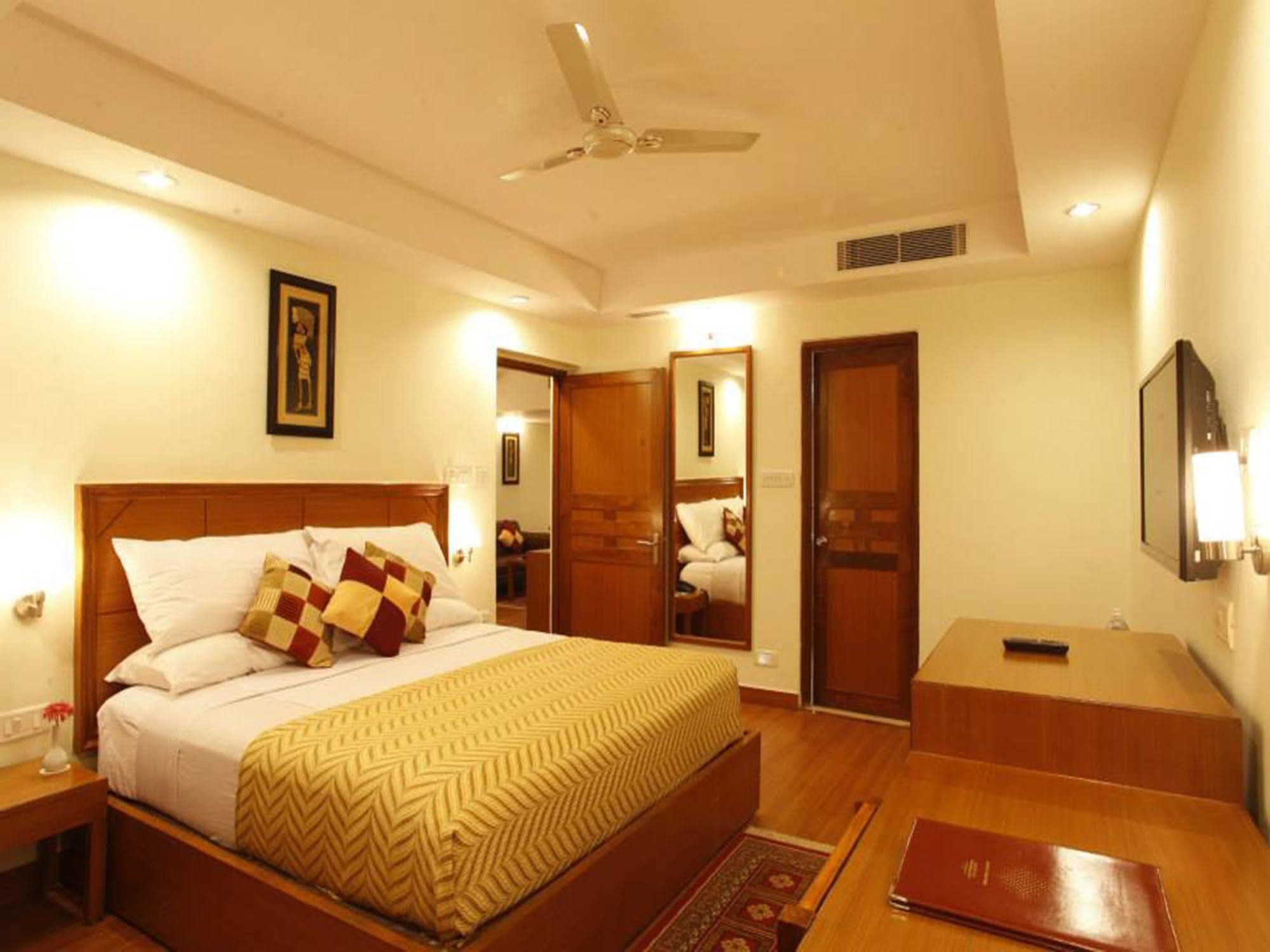 Hotel Kalinga Ashok Bhubaneswar Exterior foto