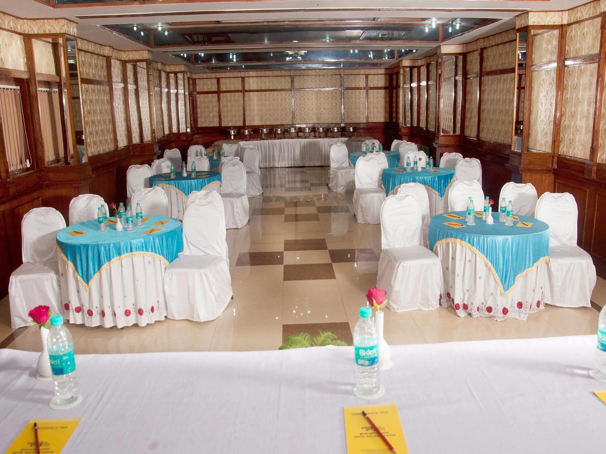 Hotel Kalinga Ashok Bhubaneswar Exterior foto