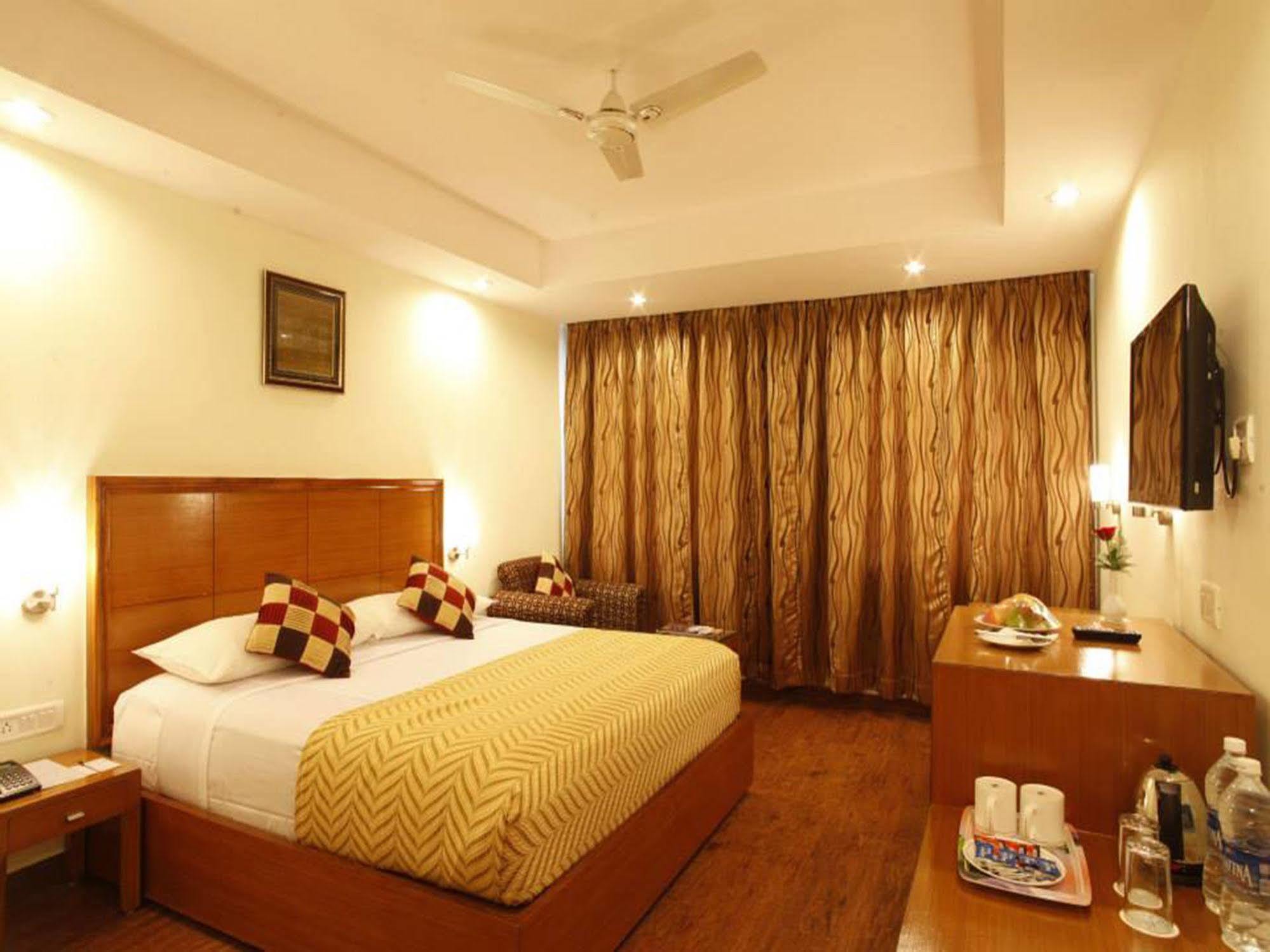 Hotel Kalinga Ashok Bhubaneswar Exterior foto
